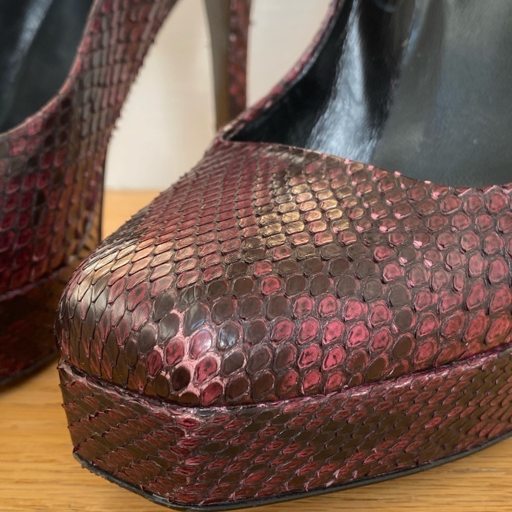 Gucci Python Skin Heels - image 5